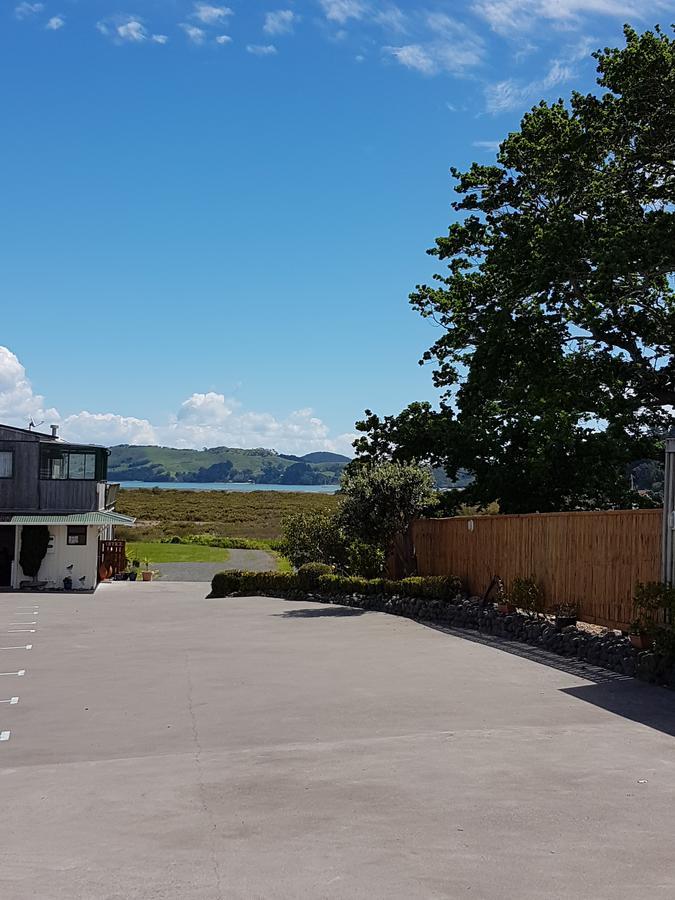 Abbey Court Motel Coromandel Exterior photo