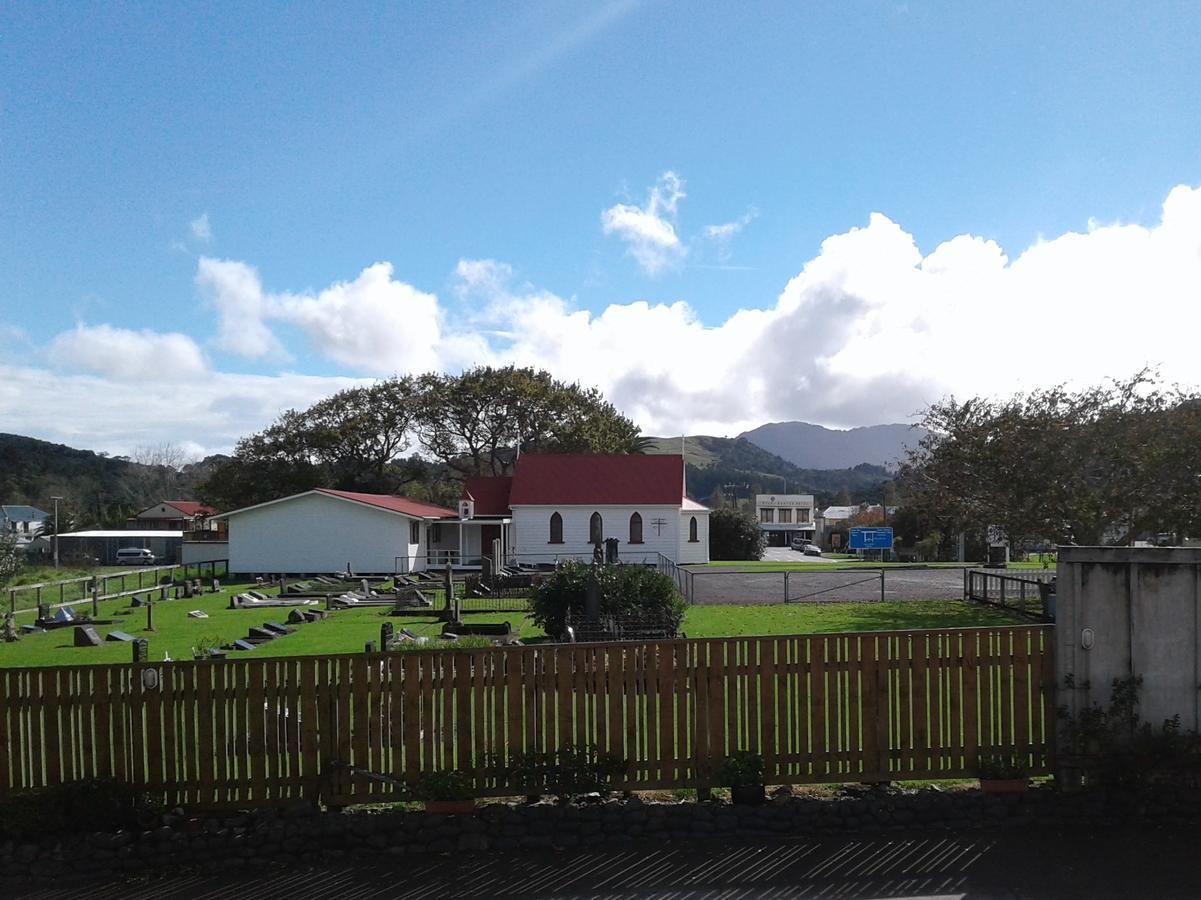 Abbey Court Motel Coromandel Exterior photo